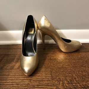 Elegant Gold Women's Heels